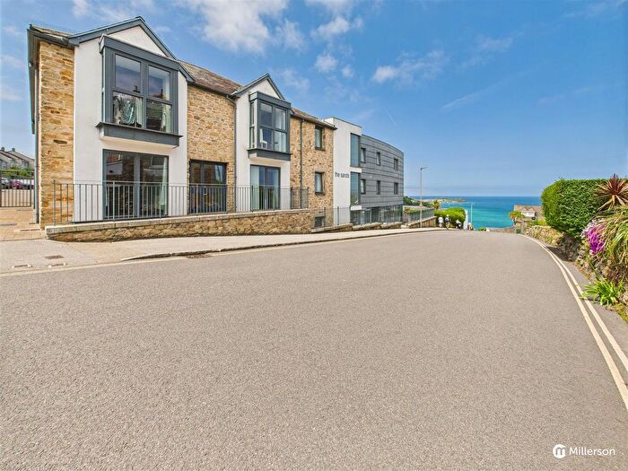 1 Bedroom Flat For Sale In Porthrepta Road, Carbis Bay, TR26