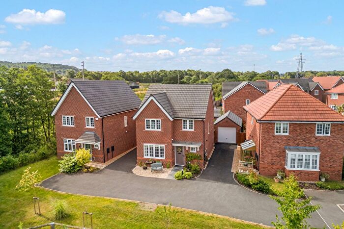 4 Bedroom Detached House For Sale In Bar Hill Close, Runcorn, WA7