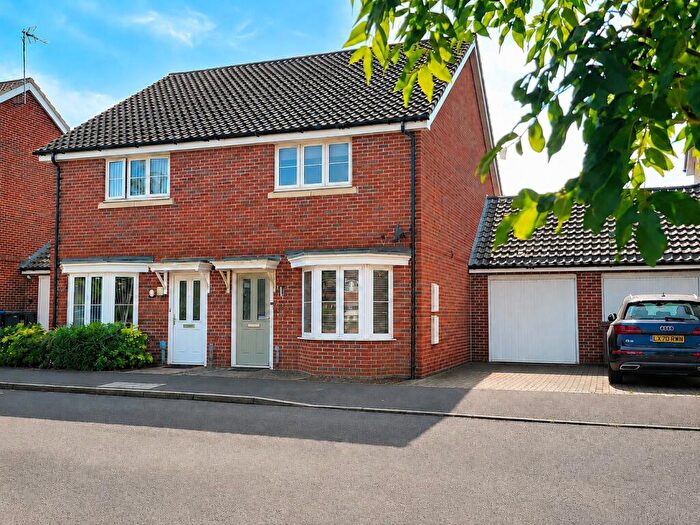 2 Bedroom Semi Detached House For Sale In Valley View Drive, Great Blakenham, Suffolk, IP6