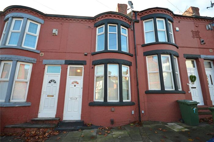 2 Bedroom Terraced House To Rent In New Street, Wallasey, Merseyside, CH44