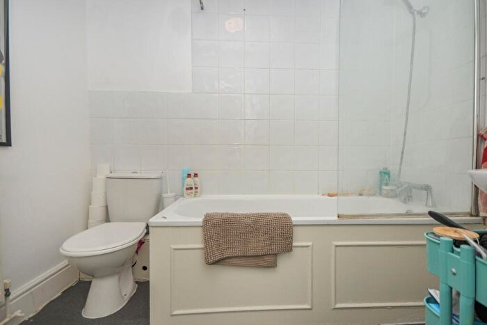 1 Bedroom Flat To Rent In Westgate Road Beckenham, BR3