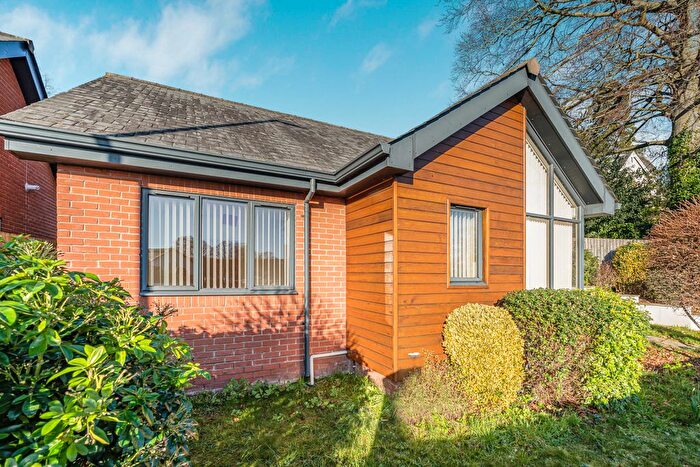 2 Bedroom Detached Bungalow For Sale In Kingsteignton Road, Newton Abbot, TQ12