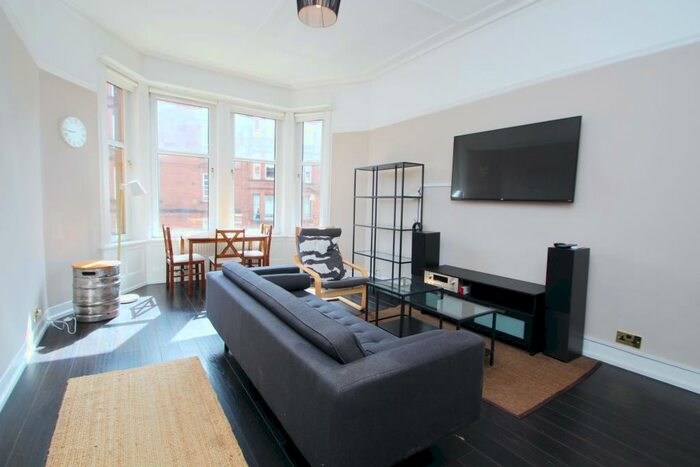 2 Bedroom Apartment To Rent In Whitehill Street, Dennistoun, G31