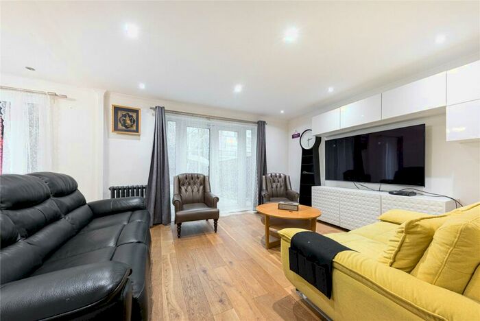 4 Bedroom House To Rent In Cumming Street, Islington, London, N1