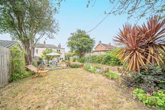 3 Bedroom Cottage For Sale In Wilmslow Road, Chickerell, Weymouth, DT3