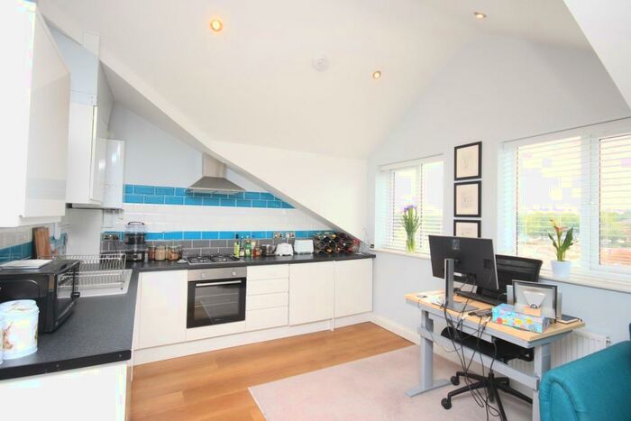 1 Bedroom Apartment To Rent In High Street, Flitwick, MK45