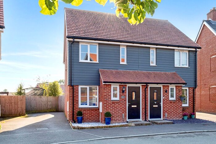 2 Bedroom Semi-Detached House For Sale In Rhodes Way, Billingshurst, RH14