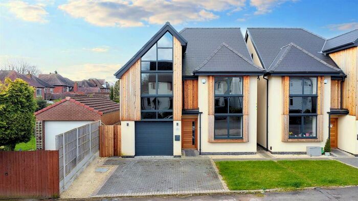 5 Bedroom Detached House For Sale In Second Avenue, Risley, DE72