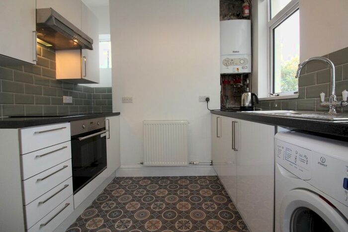 2 Bedroom Terraced House To Rent In Rhiw Parc Road, Abertillery, NP13