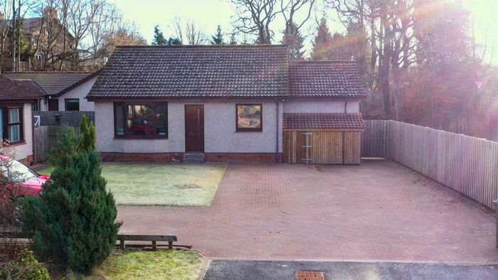 3 Bedroom House For Sale In Lochty Park, Almondbank, Perth, PH1