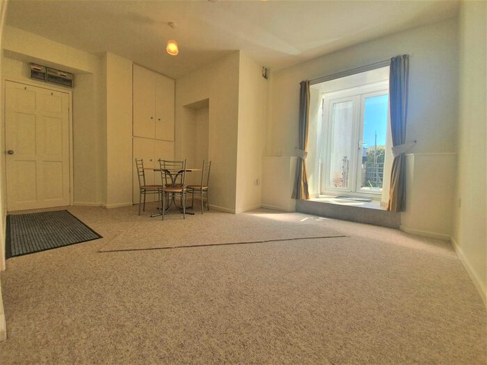 1 Bedroom Flat To Rent In Lower Polsham Road, Paignton, TQ3