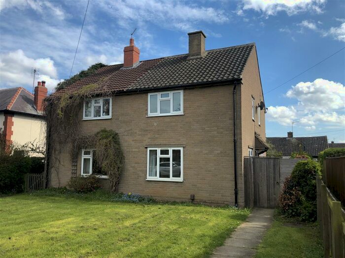 2 Bedroom Semi-Detached House To Rent In Hallfield Lane, Wetherby, LS22