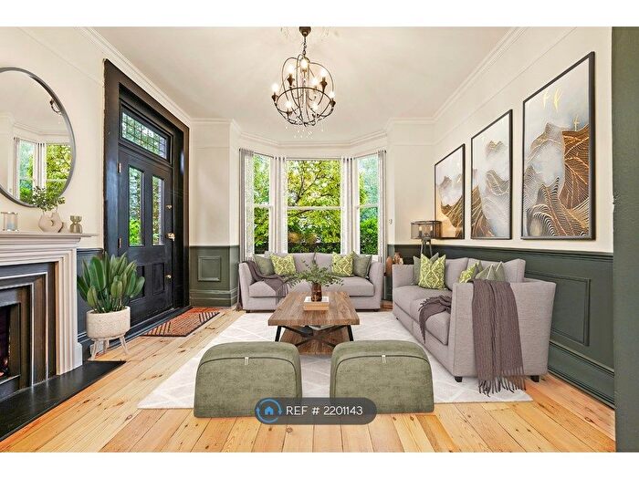 1 Bedroom Flat To Rent In Broom Road Teddington, Teddington, TW11