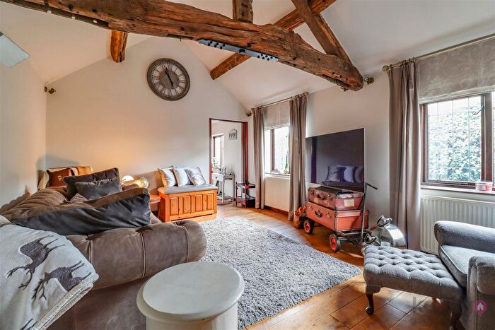 3 Bedroom Semi-detached House For Sale In Garden Walk, Beighton, Sheffield, S20