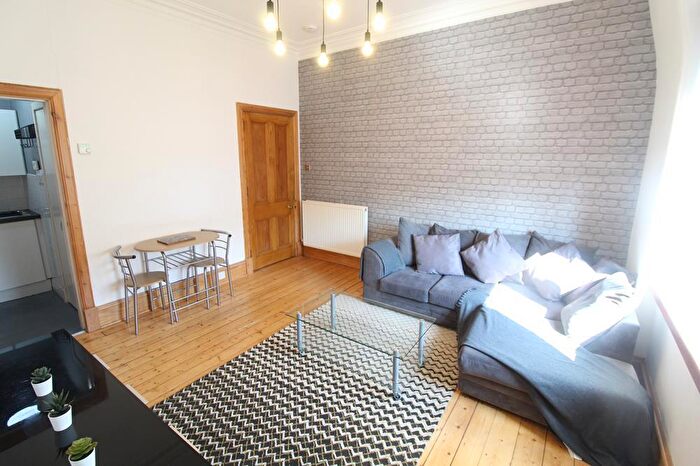 1 Bedroom Flat To Rent In Wallfield Crescent, Top Floor Right, AB25