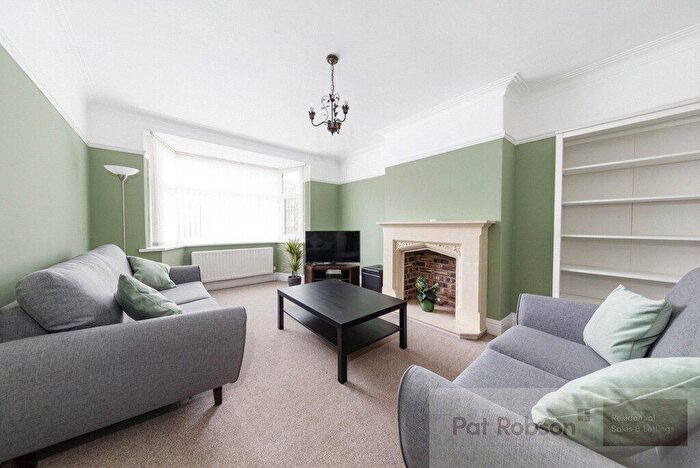 2 Bedroom Apartment To Rent In Benton Road, High Heaton, Newcastle Upon Tyne, NE7