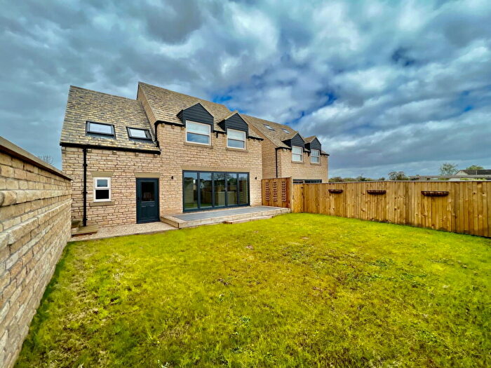 4 Bedroom Detached House For Sale In Bramham, Farfield Court, Wetherby Road, LS23