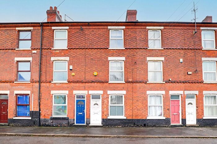 3 Bedroom Terraced House For Sale In Mundella Road, Nottingham, NG2