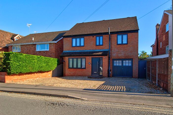 4 Bedroom Detached House For Sale In Denton Road, Wokingham, RG40