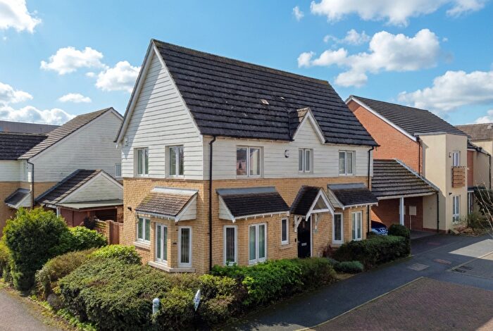3 Bedroom Detached House For Sale In Welchman Court, Bletchley, MK3