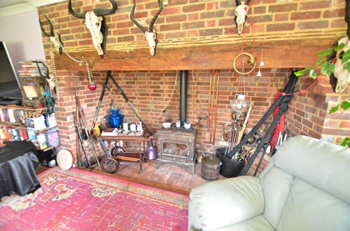 4 Bedroom Equestrian Property For Sale In St. Marys Lane, Bexhill-On-Sea, TN39