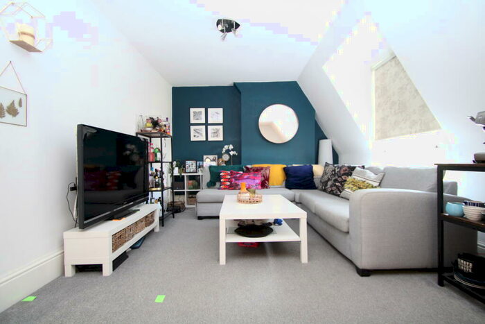 2 Bedroom Flat To Rent In Outram Road, Croydon, CR0