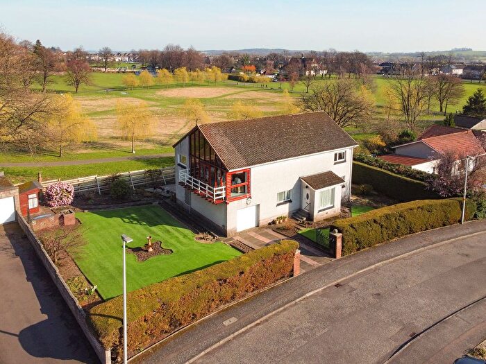 3 Bedroom Detached House For Sale In Cochrane Crescent, Alva, FK12