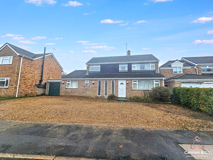 5 Bedroom Detached House To Rent In Vicarage Close, Holme, Peterborough, Cambridgeshire, PE7