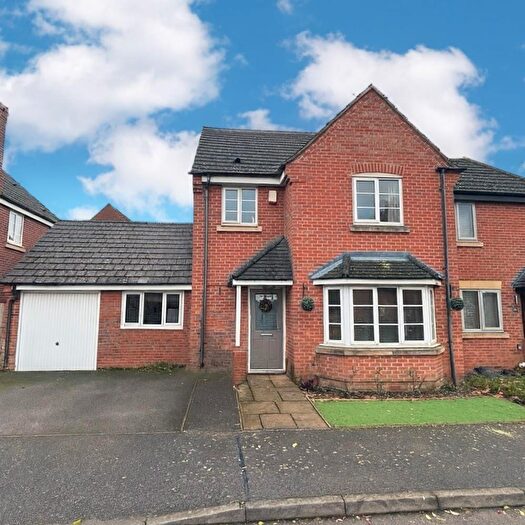 4 Bedroom Semi Detached House For Sale In Rickyard Walk, Grange Park, Northampton, NN4