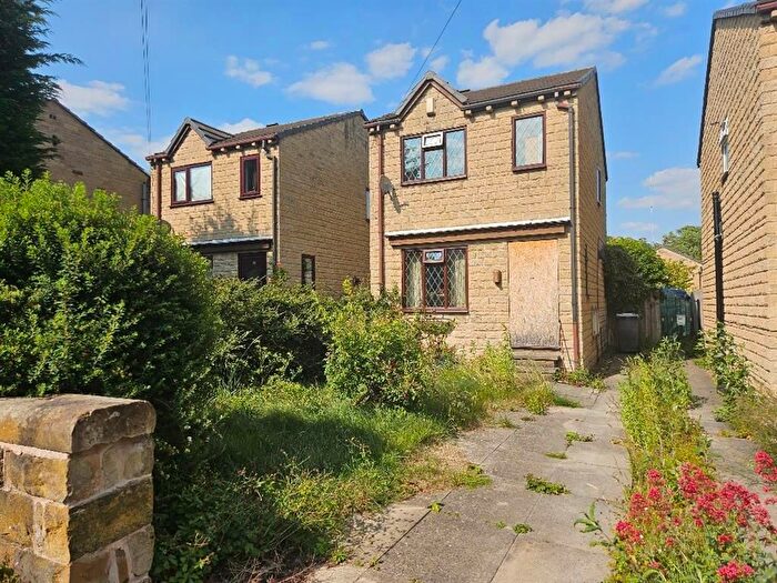 2 Bedroom Detached House For Sale In Amber Street, Batley, WF17