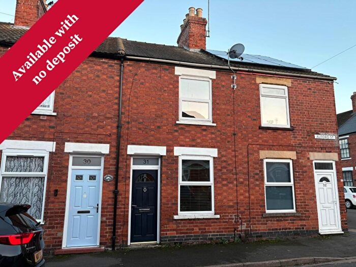 2 Bedroom Terraced House To Rent In Alford Street, Grantham, NG31