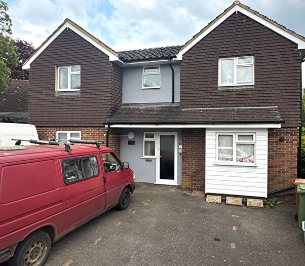 2 Bedroom Flat To Rent In Doric House, Doric Avenue, Tunbridge Wells, TN4