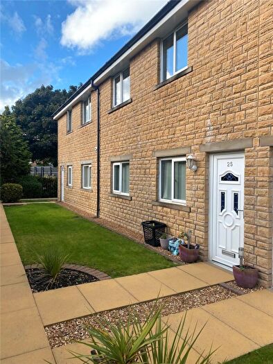 2 Bedroom Flat For Sale In Birchfield Mews, Burnley, Lancashire, BB12