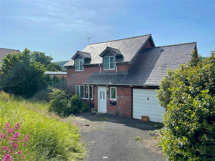 3 Bedroom Detached House For Sale In Spring Bank, Sarn, Newtown, Powys, SY16