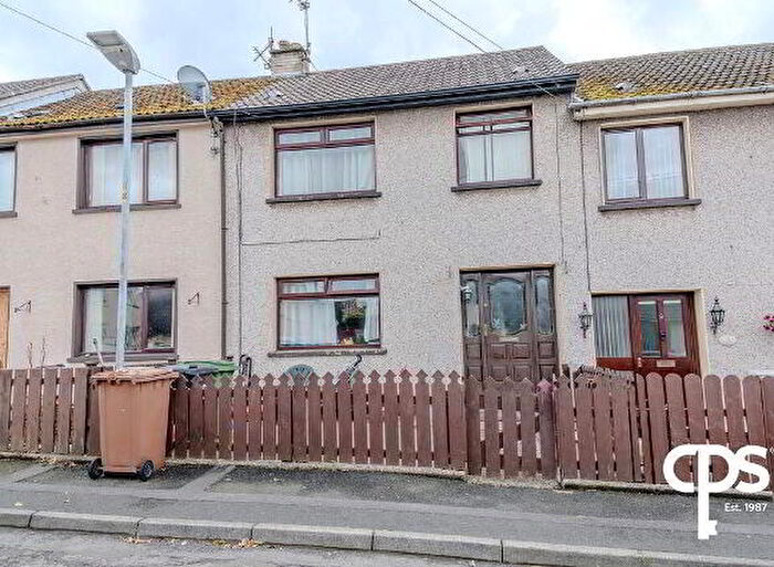 3 Bedroom Mid Terraced House For Sale In Crozier Park, Lurgan, BT66