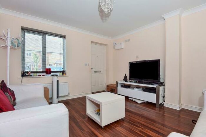 2 Bedroom Terraced House To Rent In Chalk Stream Rise, Amersham, HP6