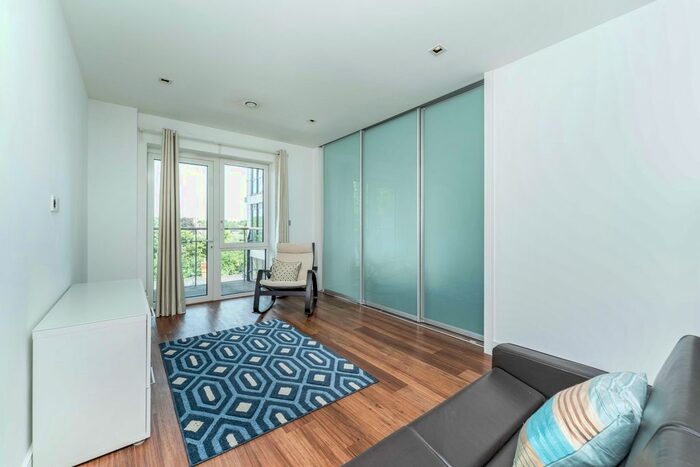 1 Bedroom Flat To Rent In Belgravia House, Dickens Yard, Longfield Avenue, W5