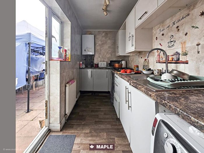 3 Bedroom Terraced House For Sale In District Road, Wembley, HA0
