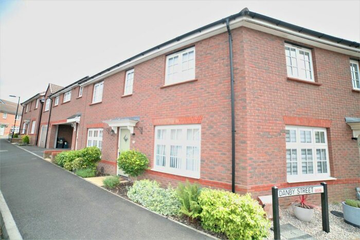 3 Bedroom Terraced House To Rent In Danby Street, Bristol, BS16