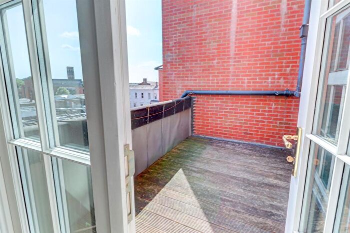 2 Bedroom Flat To Rent In Bedford Street, Leamington Spa, CV32