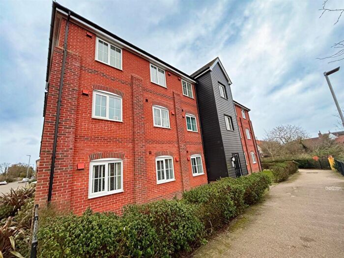 2 Bedroom Apartment For Sale In Jubilee Crescent, Needham Market, Ipswich, IP6
