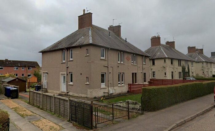 2 Bedroom Maisonette To Rent In Lawrie Terrace, Loanhead, Midlothian, EH20