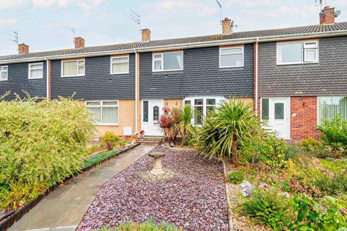 3 Bedroom Terraced House For Sale In Dell Road, Oulton Broad South, NR33