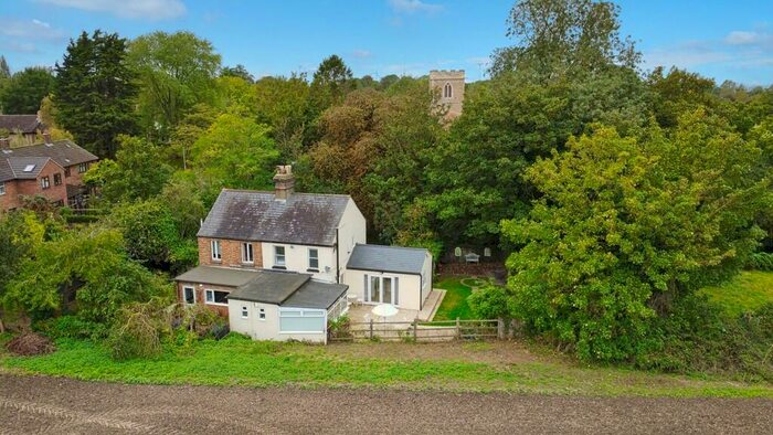 3 Bedroom Semi-Detached House For Sale In Fieldings Place, Graveley, PE19