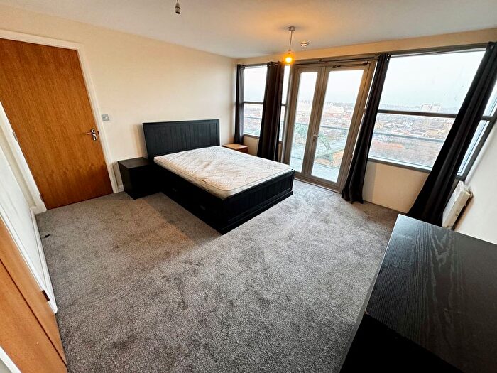 3 Bedroom Flat To Rent In Echo Building, West Wear Street, Sunderland, SR1
