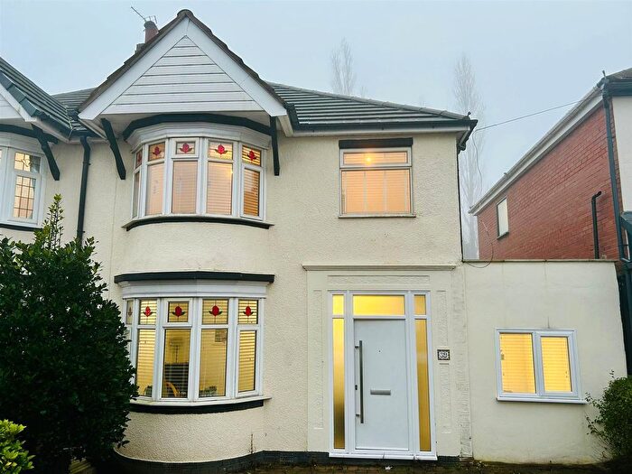 3 Bedroom Semi-Detached House To Rent In Edward Road, Oldbury, B68