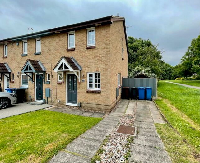 2 Bedroom Semi-Detached House To Rent In Bassingham Close, Oakwood, DE21