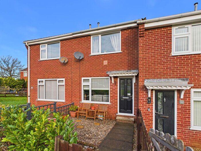 2 Bedroom Terraced House For Sale In Queens Drive, Whitby, YO22