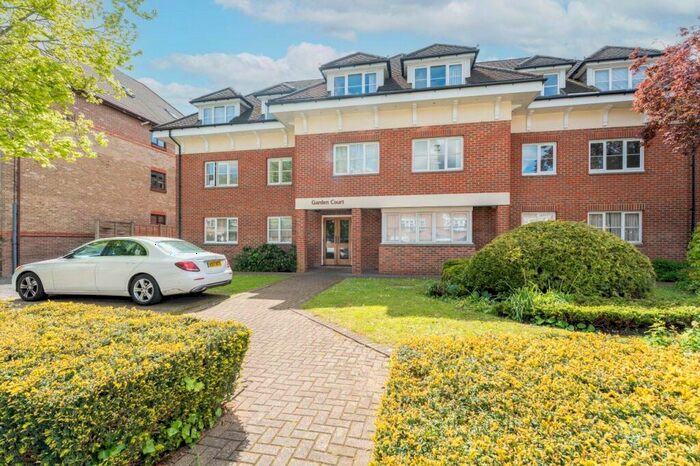 2 Bedroom Apartment To Rent In Grange Road, Sutton, SM2