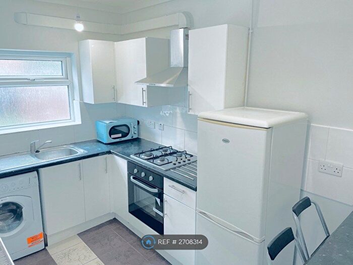 Studio To Rent In Vastern Road, Reading, RG1